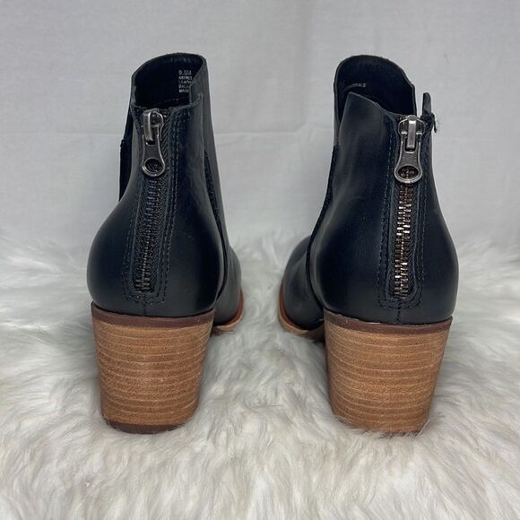Kork-Ease Chandra II NWOT Black Full Grain Leather Ankle Booties Sz 9.5 - Picture 5 of 6